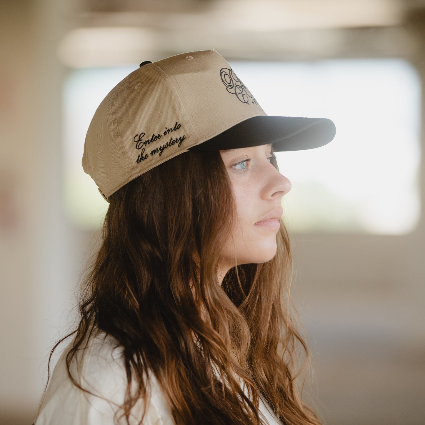 The Unveiling Hat - Black + Tan